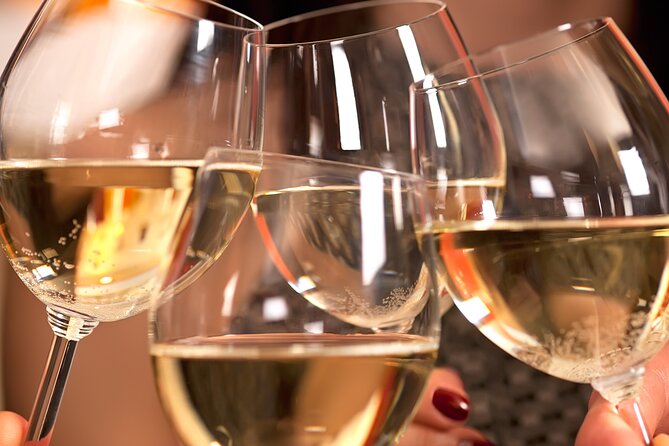 Mornington Peninsula Winery Bus Tour including lunch with a glass of wine - Key things that make this tour worth your time