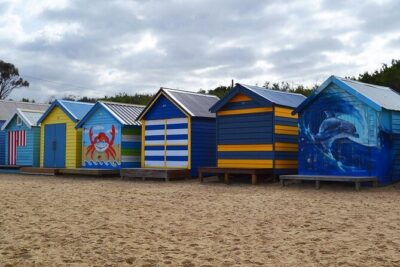 Peninsula Nature Tour - Dendy Street Beach: multicolored huts and a fast 30-minute reset