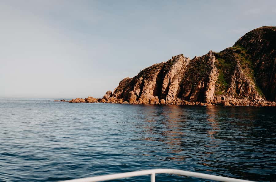 Phillip Island: 1-Hour Cape Woolamai Scenic Cruise - The Crew and the Little Details That Lift the Whole Experience