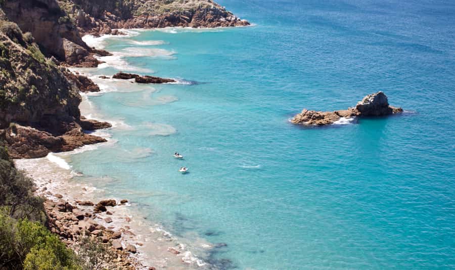 Phillip Island: Hike and Penguin Parade - 8 pax Small Tour - What to pack for an outdoors-and-wildlife day