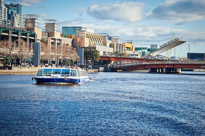 Port of Melbourne and Docklands Sightseeing Cruise - Live Commentary That Tries to Make You Notice the Details
