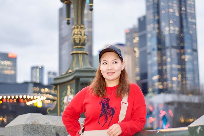 Pose for professional pics while enjoying Melbourne history walk - Flinders Street Station and a quick drink break