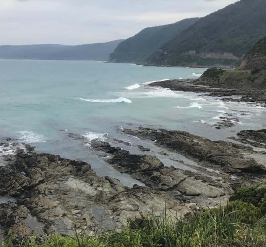 Private Tour: Great Ocean Road - Twelve Apostles - Anglesea to Aireys Inlet: Memorial Arch and Teddy’s Lookout for story + views