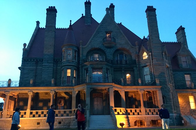 Private Tour of Beautiful Victoria in Luxury Van - Why This Two-Hour Private Victoria Tour Works