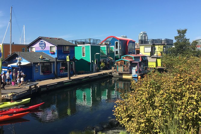 Private Tour of Beautiful Victoria in Luxury Van - Stop 1: Fisherman’s Wharf for Floating Homes and Quick Bites