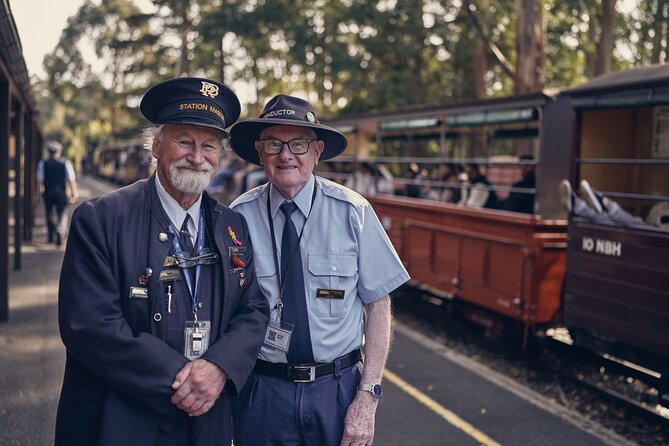 Puffing Billy & Rainforest Tour from Melbourne - Lakeside Visitor Centre: steam-train history plus a real lunch break