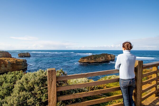 Self-Guided Audio Driving Tour of the Great Ocean Road, Australia - Set up once: offline download and location-based playback