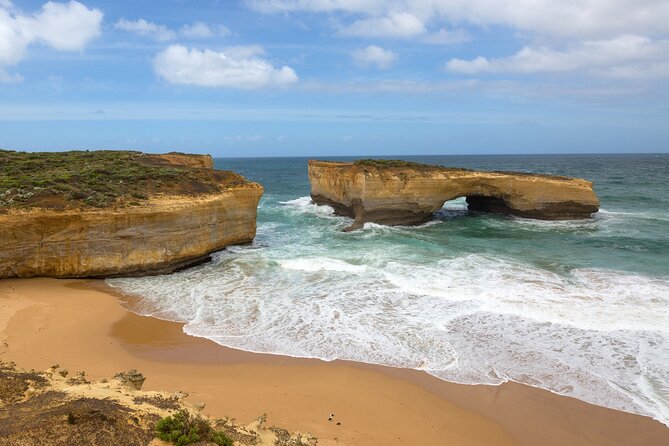 Self-Guided Audio Driving Tour of the Great Ocean Road, Australia - Otways to Port Campbell: Twelve Apostles, Loch Ard Gorge, and Bay of Islands