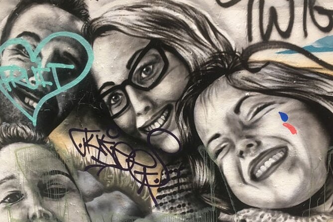 Self-Guided Street Art Tour in Melbourne with Fun Cryptic Clues - Getting started at Melbourne Central: how the route starts and ends