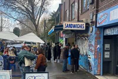 Street Food Tour in Melbourne's Inner North - The 5-stop walk: coffee, a Melbourne sandwich, vegan cheesecake, and tacos