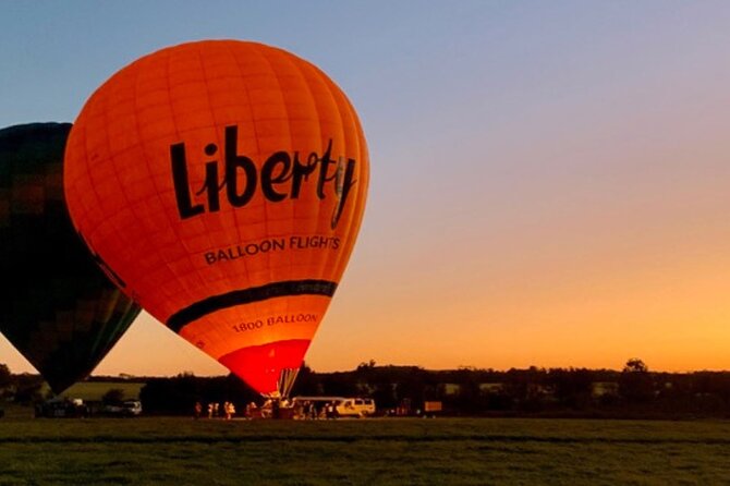 Sunrise Hot Air Balloon Flight over Yarra Valley + Breakfast - 5:00am start and why the Yarra looks different at dawn