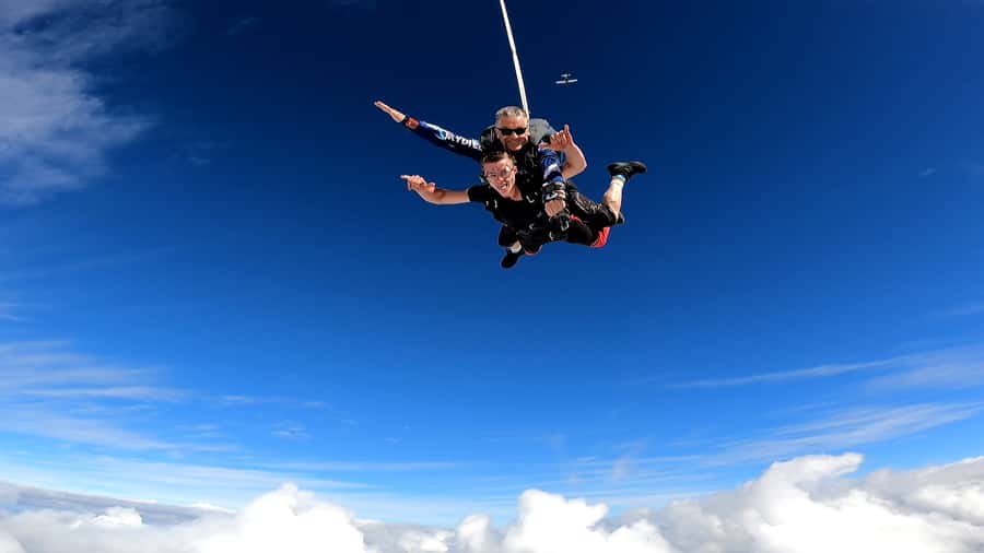 Torquay: Skydive over The Great Ocean Road - opt Melb pickup - Duration, pacing, and how to plan your day (2 to 6 hours)