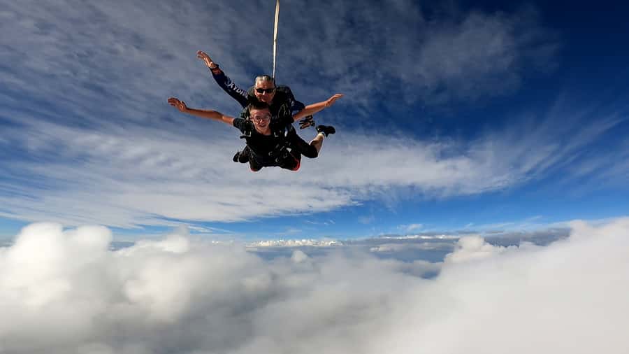Torquay: Skydive over The Great Ocean Road - opt Melb pickup - Price and value: what you get for $268