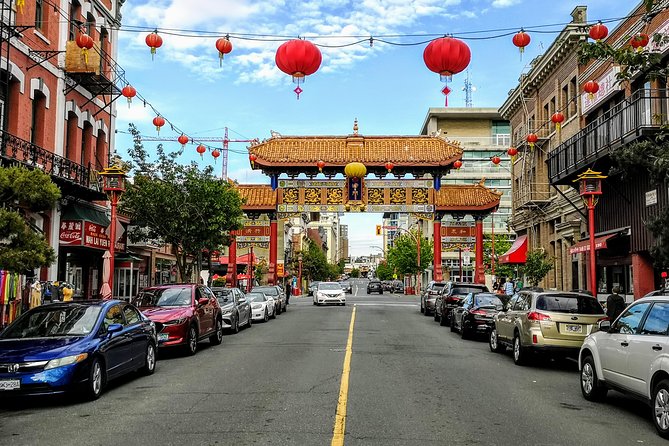 Two-Hour Luxury City Tour of Victoria - Chinatown’s Fan Tan Alley: A Short Stop With Real Context