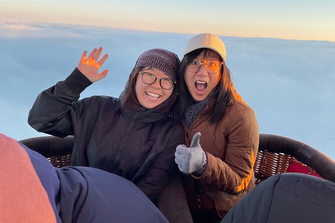 Yarra Valley Balloon Flight + Breakfast & Melbourne Pickup - The 1-hour flight over the Yarra Valley: wind layers and sunrise views