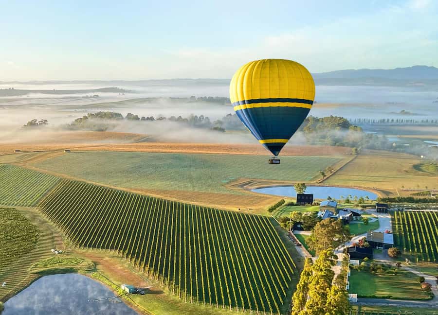 Yarra Valley: Hot Air Balloon with Breakfast & CBD Transfers - Pullman Transfers and the Early Morning Rhythm